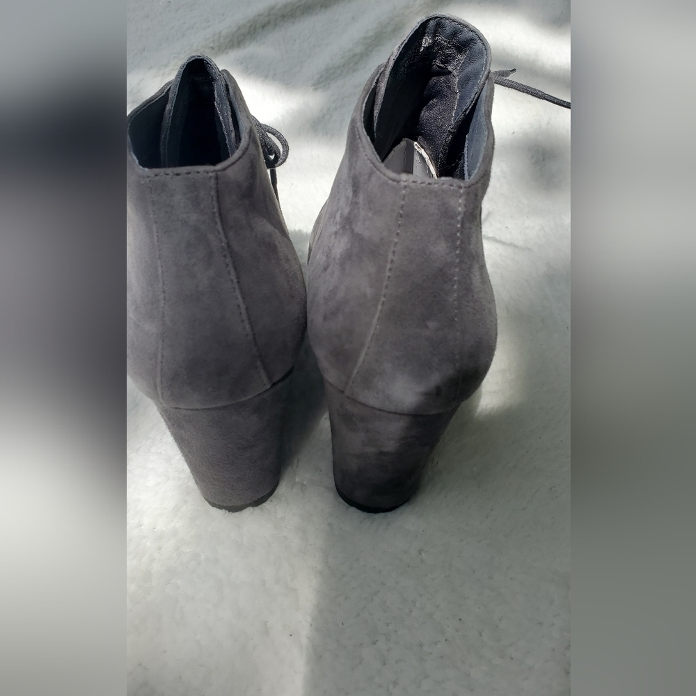 Vionic Elevated Becca Gray Suede Wedge Women Boot… - image 6